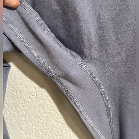 Gymshark Crop leggings EUC - Picture 5 of 6